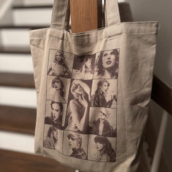 RARE Eras Tour Canvas Tote Bag- Offical Merch Truck, updated with TTPD - Picture 8 of 9